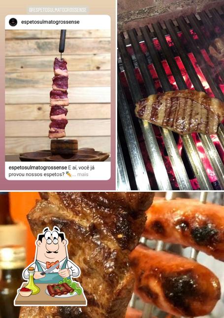 Escolha refeições de carne no Churrascaria Sul Matogrossense