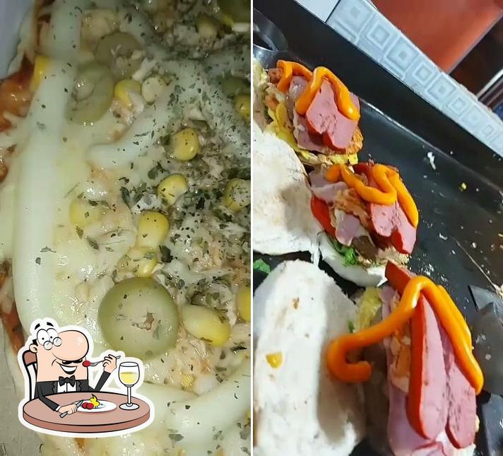 Comida em Redblack baguetes, pizzaria hambúrguer artesanal e batata frita