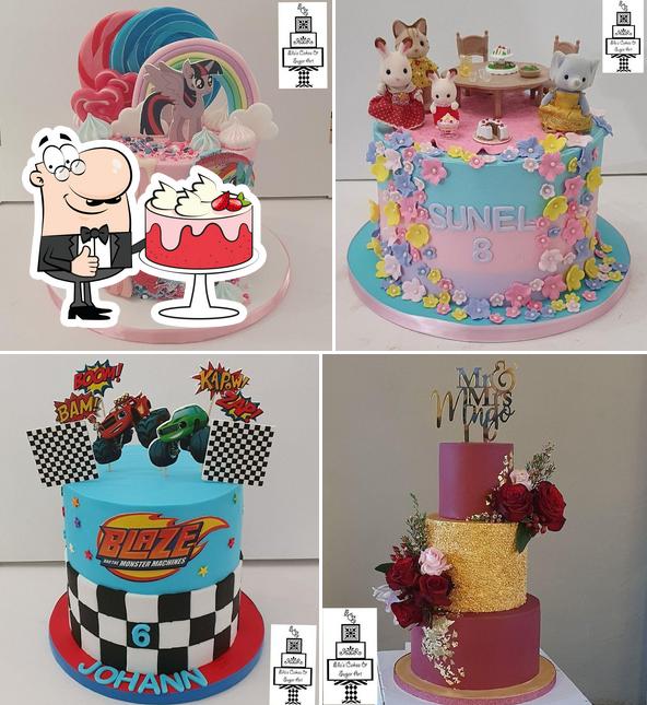 Здесь можно посмотреть фото "Ella's Cakes And Sugar Art"