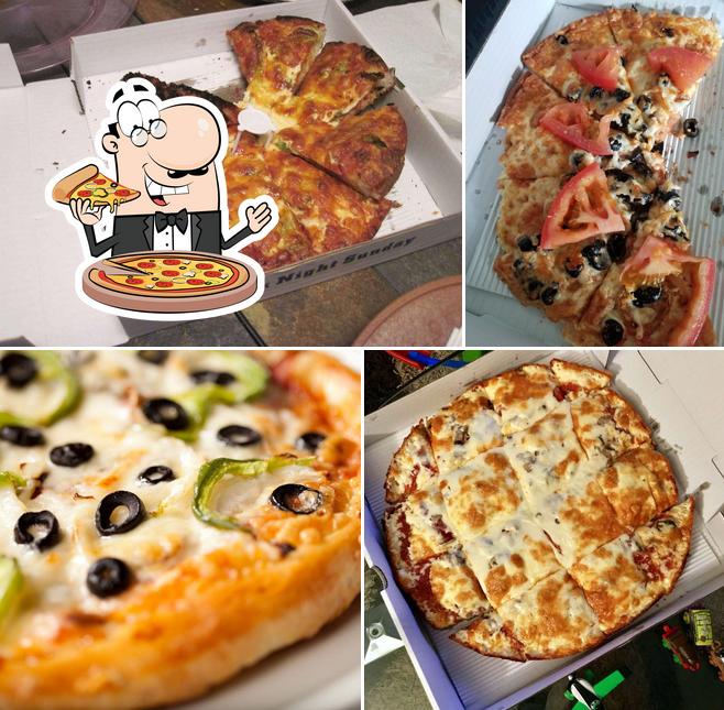 Royal Pizza Blue Quill, 290 Saddleback Rd NW in Edmonton Restaurant