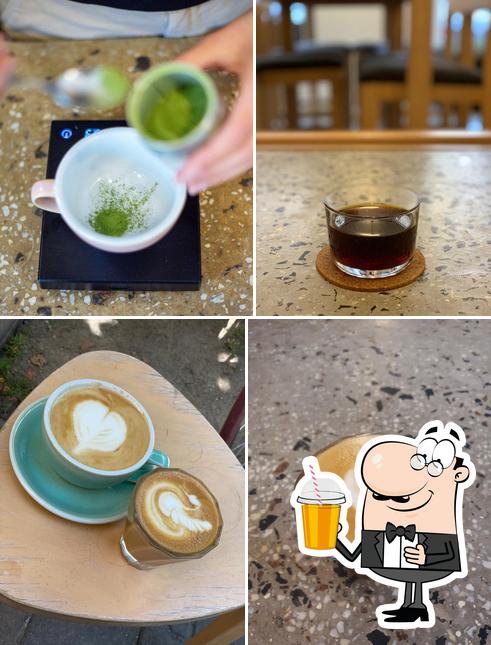 Essayez différentes boissons offertes par 112 Coffeehouse