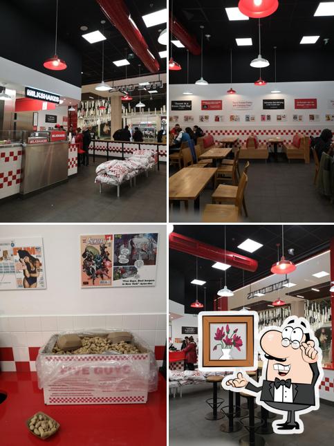 L'intérieur de Five Guys Créteil Soleil