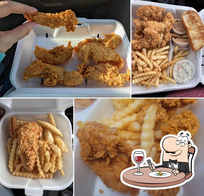 Raising Cane's Chicken Fingers in Joliet Restaurant menu and reviews