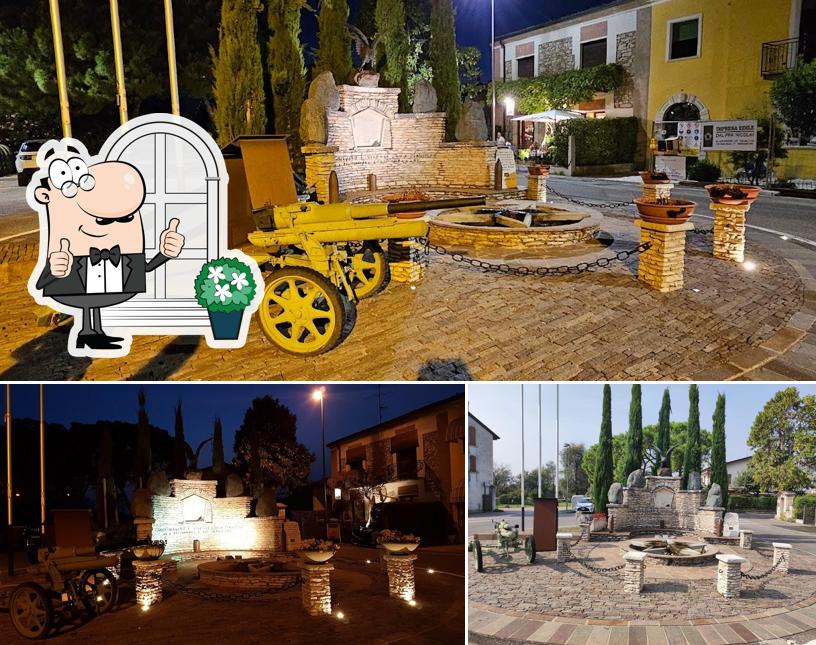 Gli esterni di Trattoria Clementina