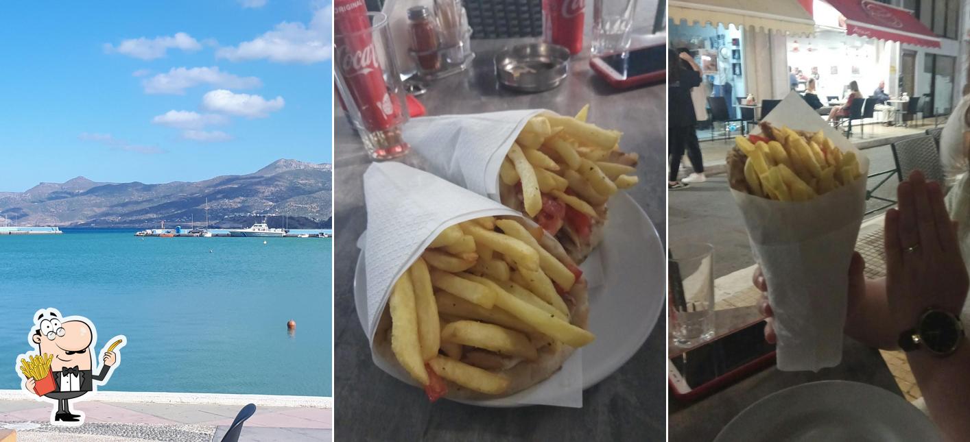 Try out fries at Γυρο...τεχνείον