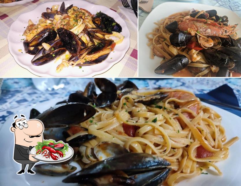 Prenditi tra i vari piatti di mare proposti a Thunder Bar Ristorante Pizzeria