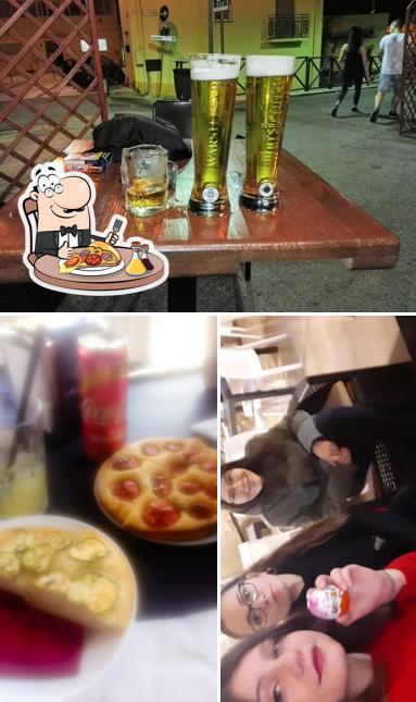 Scegli tra le molte varianti di pizza