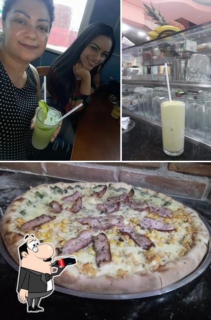 Estas son las imágenes que muestran bebida y pizza en Bakery Flor Da Angelica