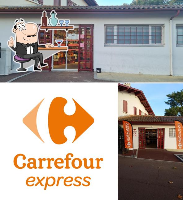 L'intérieur de Carrefour Express