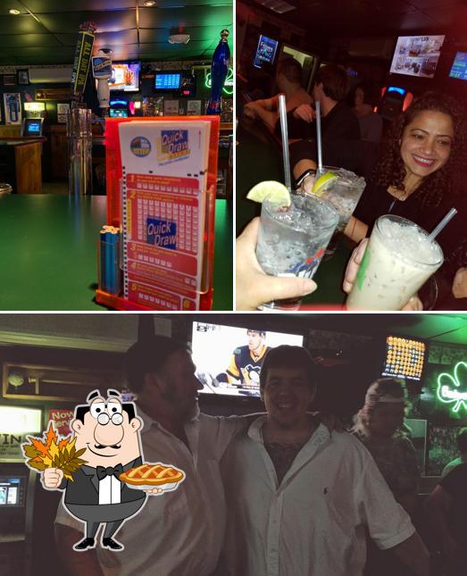 PICCS Pub in Delhi Restaurant menu and reviews