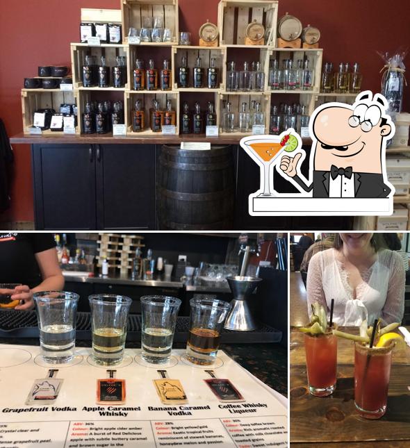 Wolfhead Distillery & Restaurant se distingue par sa boire et comptoir de bar