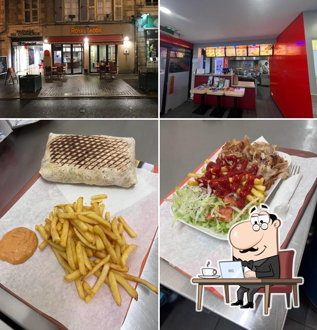 L’image de la intérieur et nourriture de Royal Tacos’s