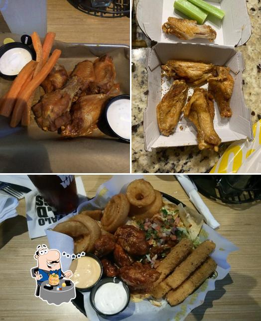 Buffalo Wild Wings in Corpus Christi Restaurant menu and reviews