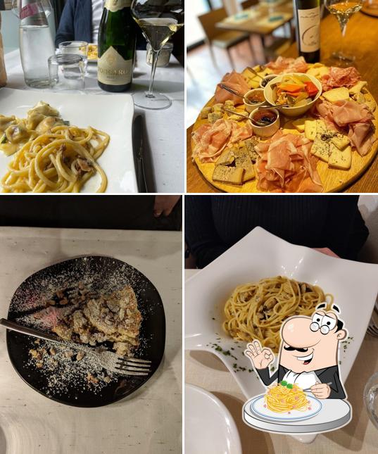 Spaghetti à la carbonara à Osteria La Fregola - Cucina della Mamma