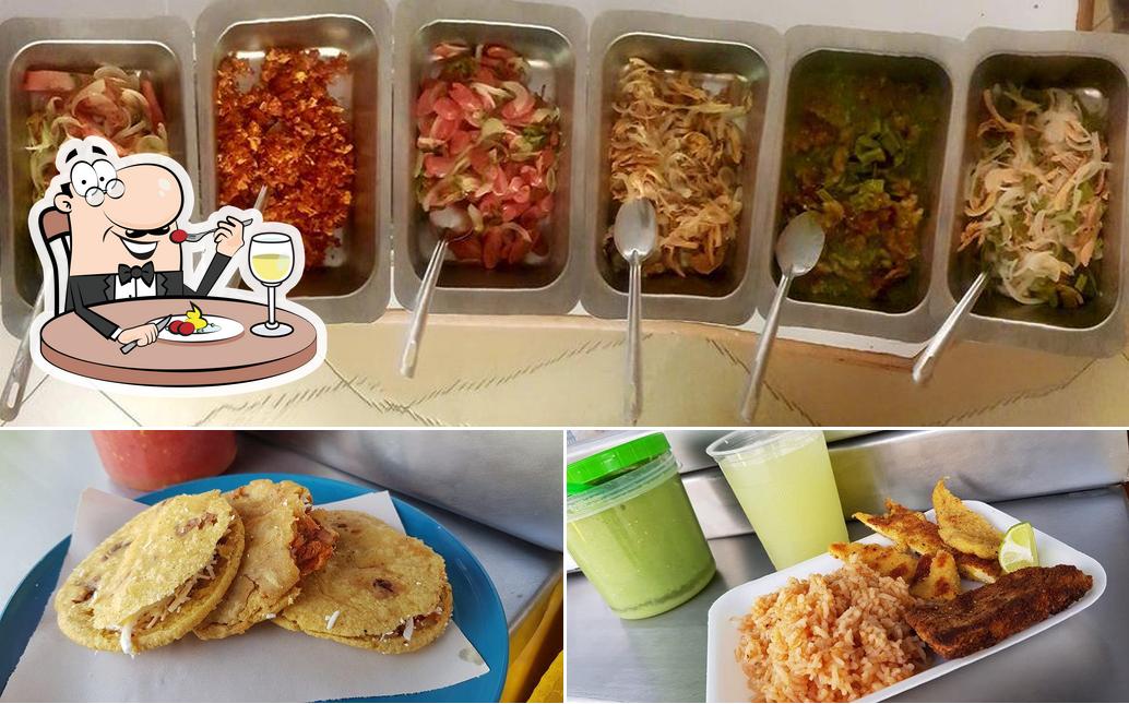 Tacos El Oso restaurant, Mexico City, Acamapichtli MZ13 LT6 Restaurant reviews