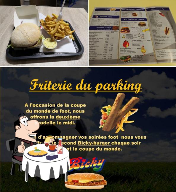 Essayez un hamburger à Friterie Du Parking