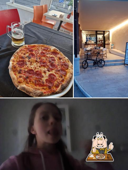 Pizzeria Bella Napoli