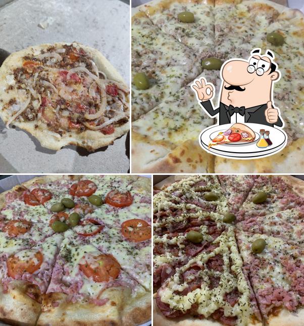 Experimente pizza no hot's pizzaria e esfiharia