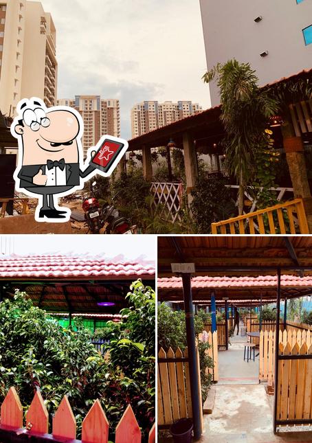 The exterior of Paradise bar சொர்க்கம் ஒயின்ஸ்