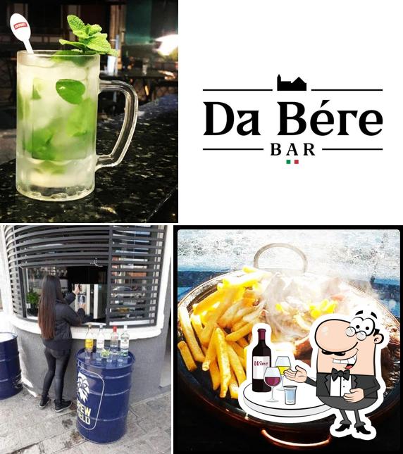 O Da Bére Bar serve álcool