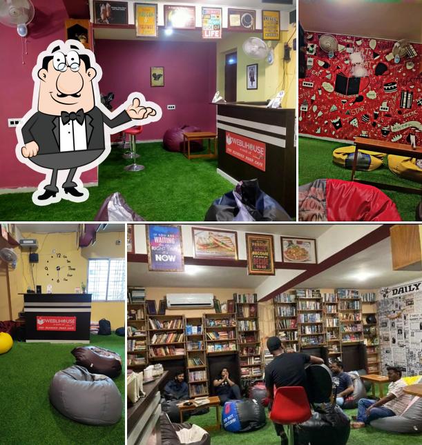 WEBLIHOUSE : Cafe & Books