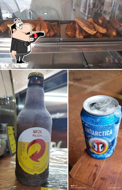 A imagem da bebida e comida a Bar Marmitaria Recanto da Família