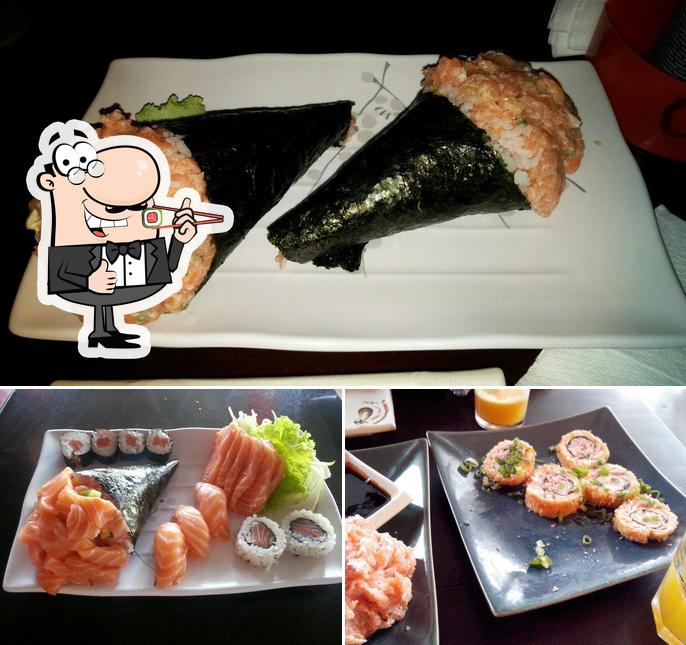 Pide uno de sus distintos tipos de sushi