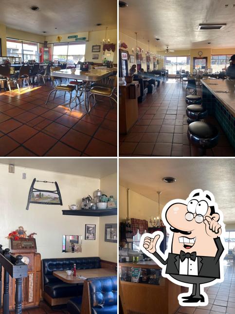 Stanwood Cafe in Stanwood Restaurant menu and reviews