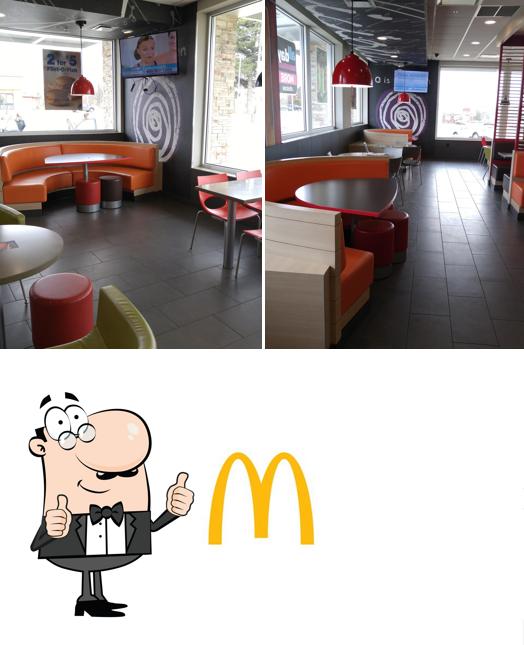 McDonald's, 3658 Kimball Ave in Waterloo Restaurant menu and reviews
