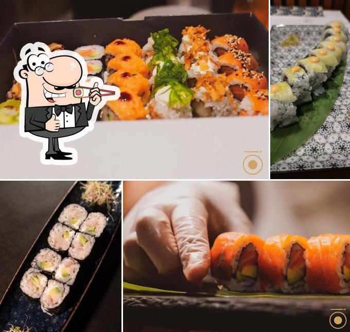 Scegli le varie opzioni di sushi