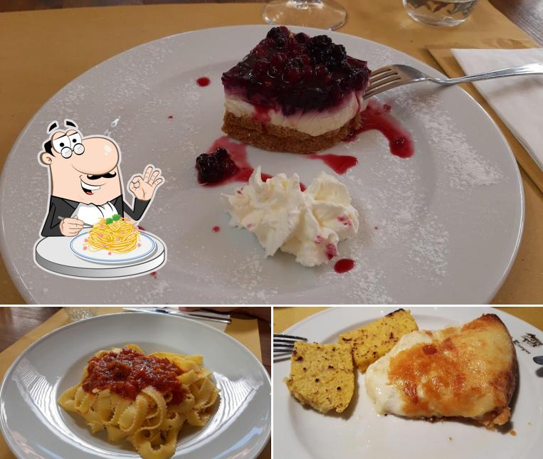 Spaghetti alla carbonara al OSTERIA ALLE RISORGIVE