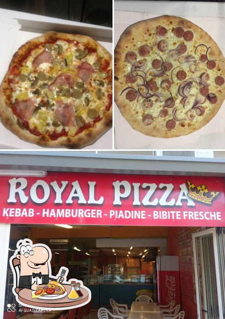 Prenez des pizzas à Royal Pizza