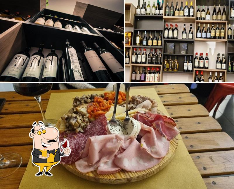 Prova il vino di Sa di Tappo Enoteca Winebar