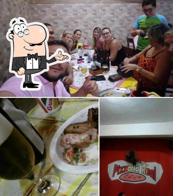 O Pizzaria Real se destaca pelo interior e álcool