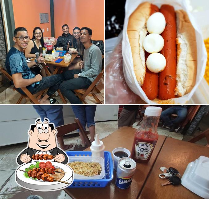 Comida em Hot Dog Du Deivim