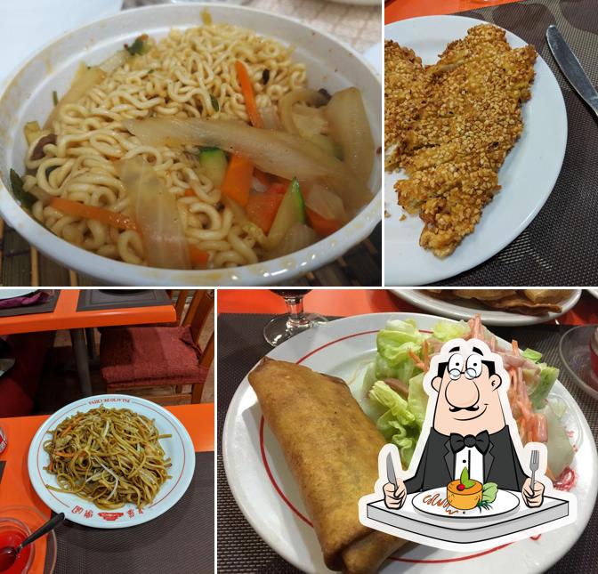 Meals at Palau de Xina
