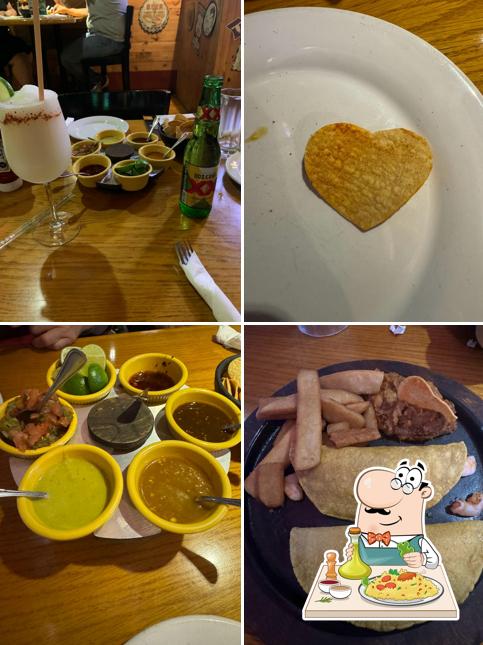 El Papalote Taco & Grill Constitución pub & bar, Monterrey