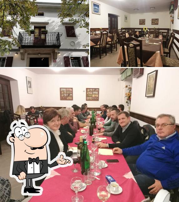 Gli interni di Gostilna Jota