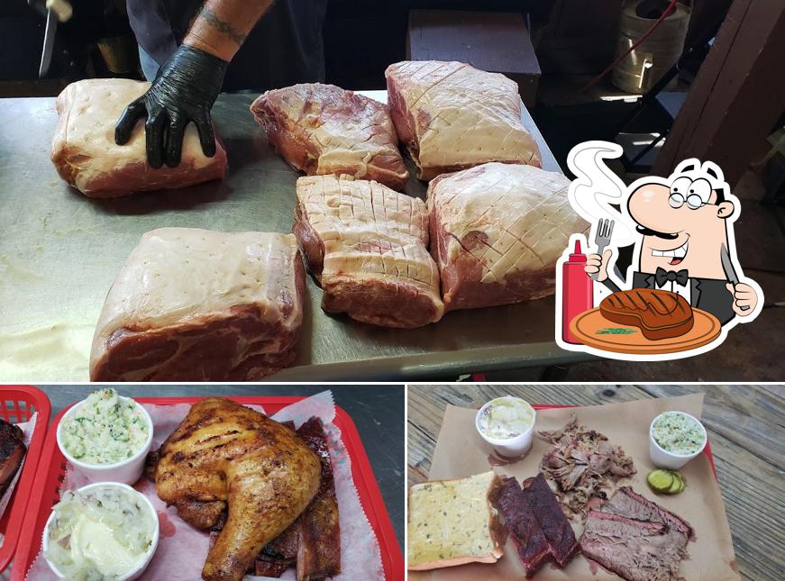 Peppered Pig BBQ Co. provides meat dishes