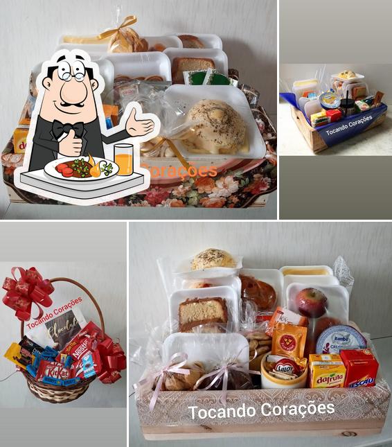 Comida em Tocando corações- Cestas de café da manhã- Buque de Flores- Bandejas de frios-Tele Mensagens- presentes personalizado