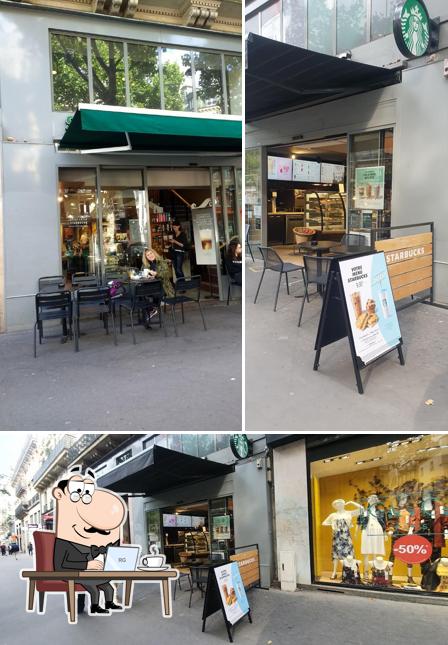 L'intérieur de Starbucks