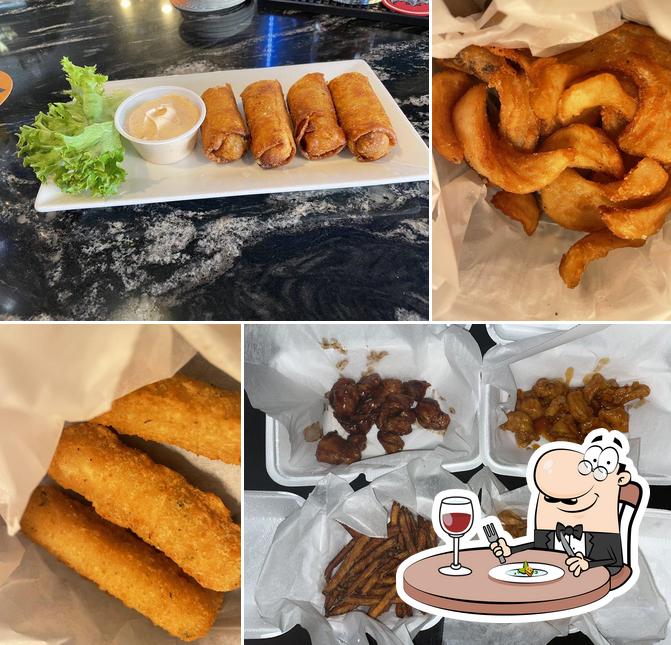The Chicken Coop Kitchen and Bar in Johnston Restaurant menu and reviews