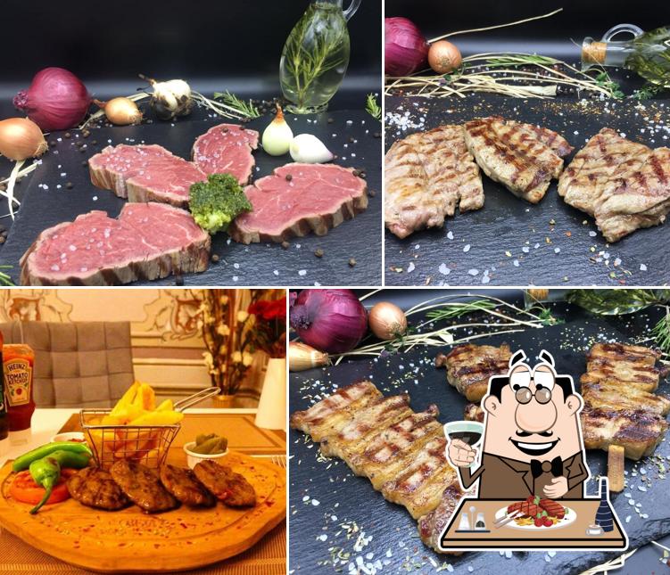 Try out meat dishes at Yusuf Izzettin Efendi Pavilion