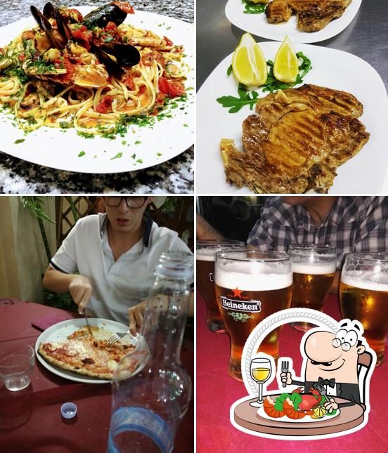 Prenditi tra i vari piatti di mare disponibili a Frank Pizzeria Ristorante - Dal 1975