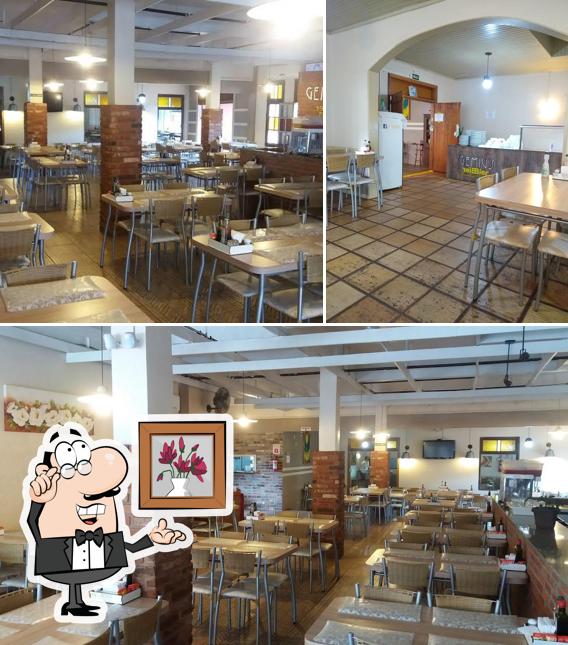 O interior do Gemiu's Restaurante e Eventos