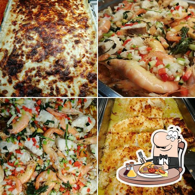 Order pizza at Lebre Churrasqueira
