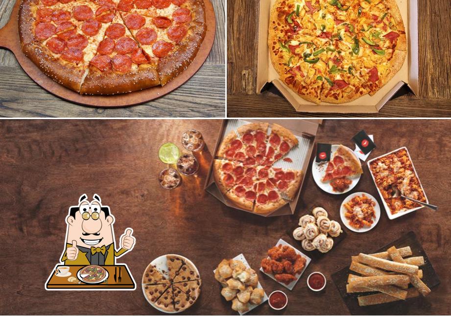 Pizza Hut, 233 Harwood Rd in Bedford Restaurant menu and reviews