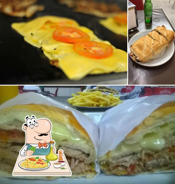 Comida em C Q Sab Lanche