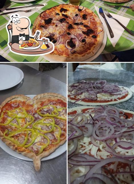 Commandez des pizzas à Pizzeria Il Conte