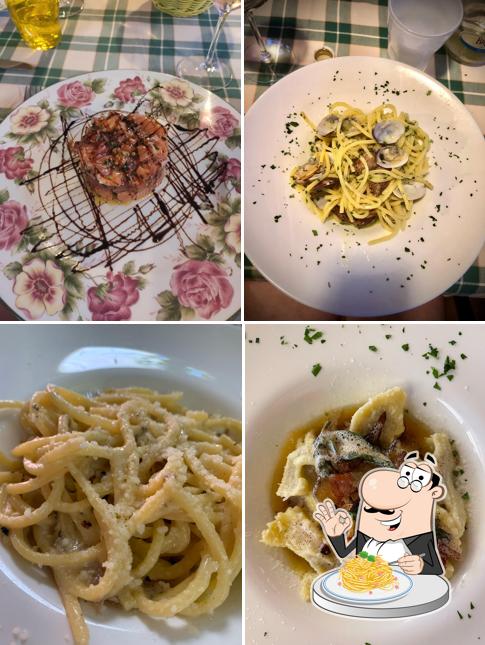 Spaghetti alla carbonara al Osteria Punto E A Capo